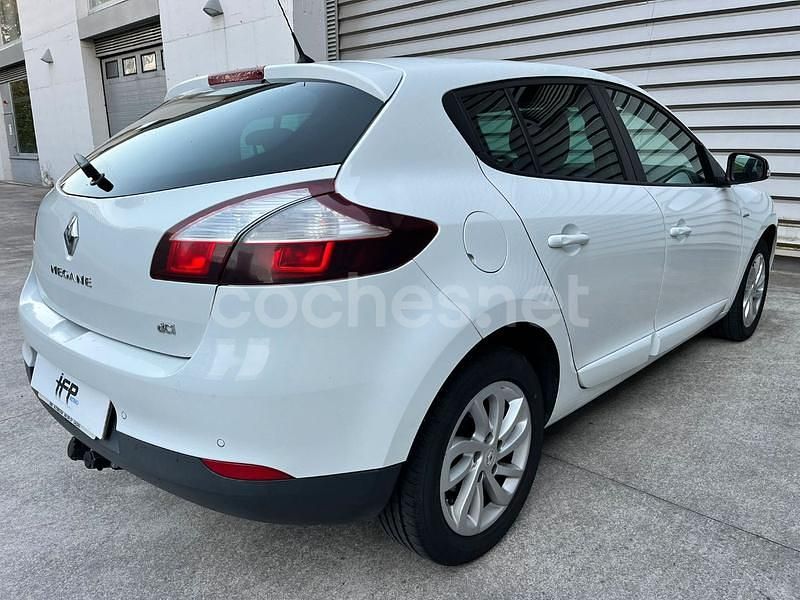 Usado Renault Mégane LIMITED 95 CV (69 kW) 2015 Blanco Berlina