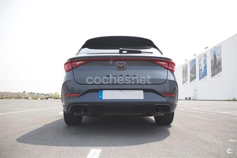 Gris / plata Usado 2022 Cupra Leon VZ Familiar | 32.500 € (Precio justo) - Imagen 1/1