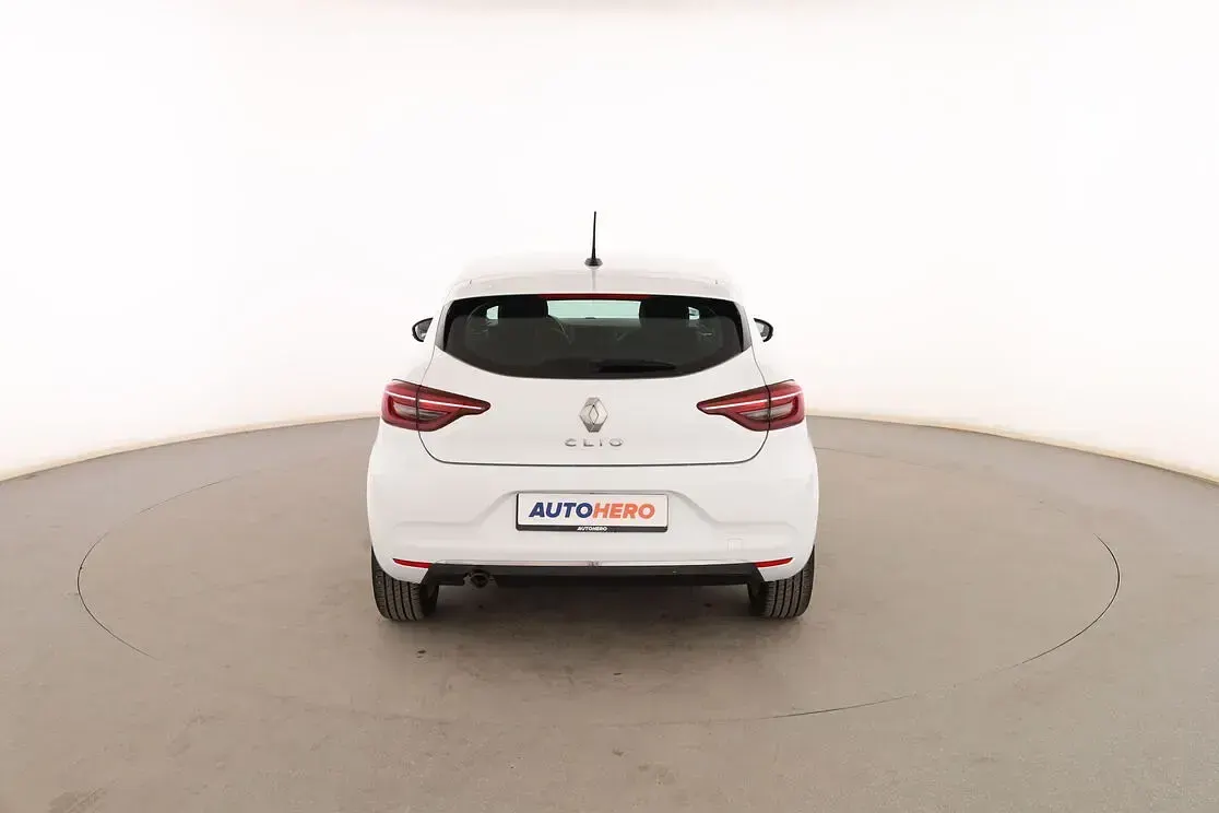 Usado Renault Clio Zen 91 CV (66 kW) 2022 Blanco Utilitario