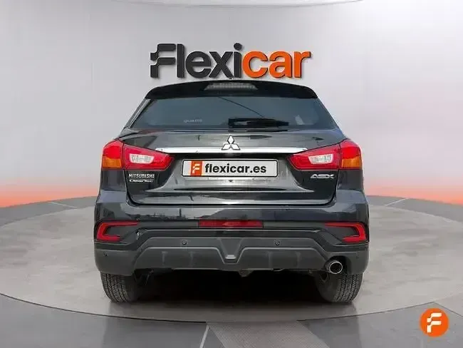 Usado Mitsubishi ASX Motion 117 CV (86 kW) 2019 Negro SUV