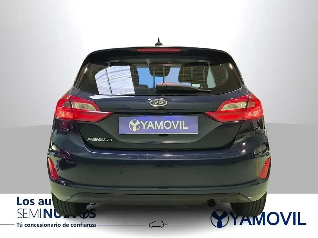Usado Ford Fiesta Trend 75 CV (55 kW) 2020 Azul Utilitario