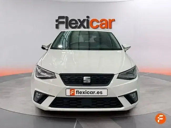 Usado Seat Ibiza Style 110 CV (80 kW) 2023 Blanco Utilitario