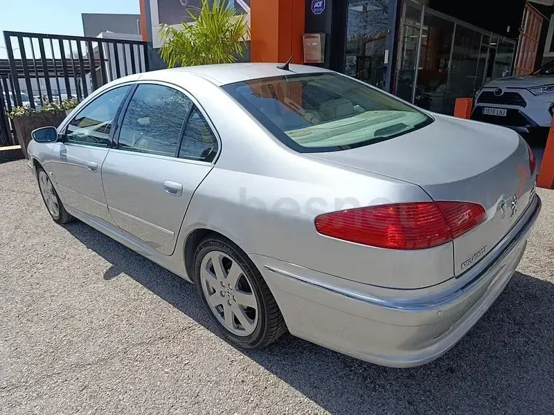 Usado Peugeot 607 204 CV (150 kW) 2008 Gris / plata Berlina