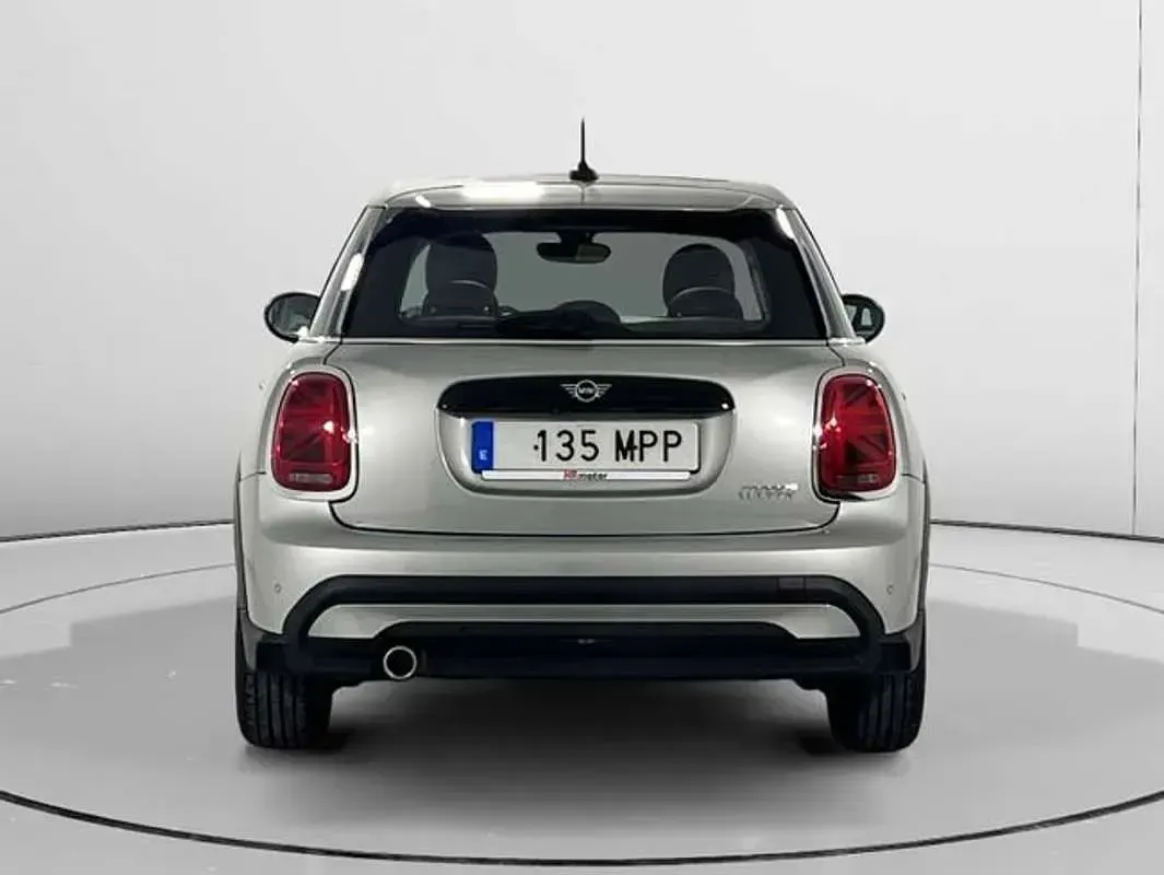 Usado Mini Cooper 136 CV (100 kW) 2024 Gris Utilitario