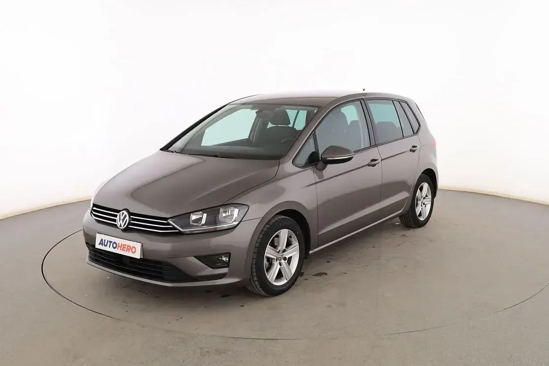 Usado VW Golf Sportsvan Advance 125 CV (91 kW) 2016 Monovolumen