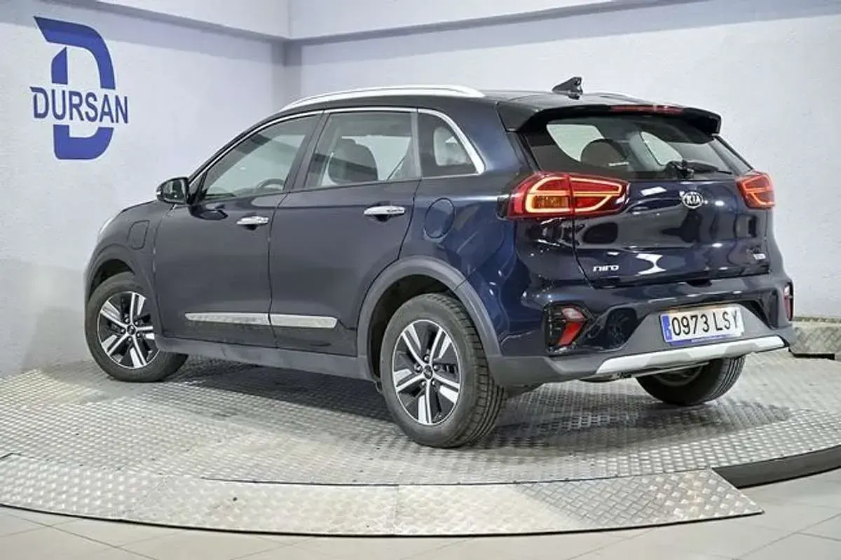 Usado Kia Niro 141 CV (103 kW) 2021 Azul SUV