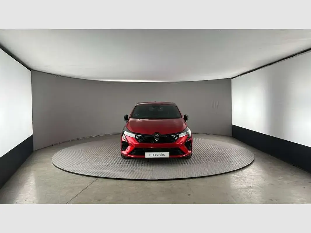 Usado Renault Clio V Techno 91 CV (66 kW) 2024 Rojo Utilitario