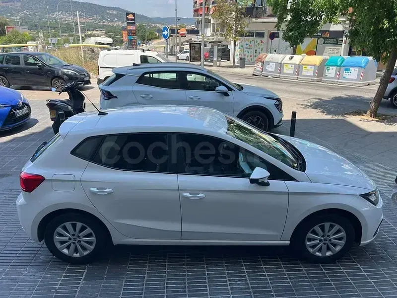 Usado Seat Ibiza Reference 80 CV (58 kW) 2023 Blanco Utilitario