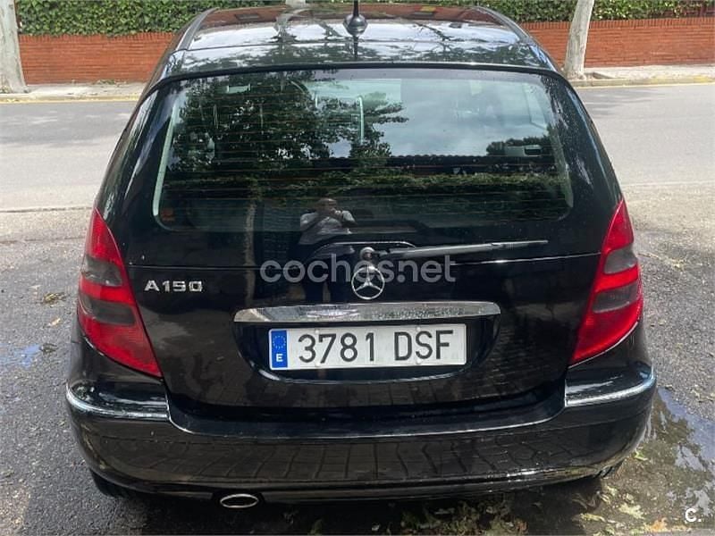 Usado Mercedes A150 Avantgarde 95 CV (69 kW) 2005 Negro Berlina