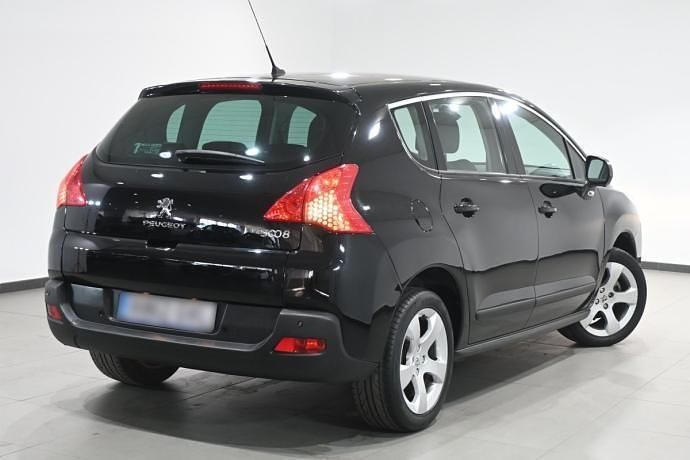 Usado Peugeot 3008 Premium 110 CV (80 kW) 2010 Negro Monovolumen