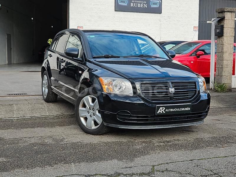 Negro Usado 2009 Dodge Caliber SXT Utilitario | 4900 € (Precio justo) - Imagen 1/4