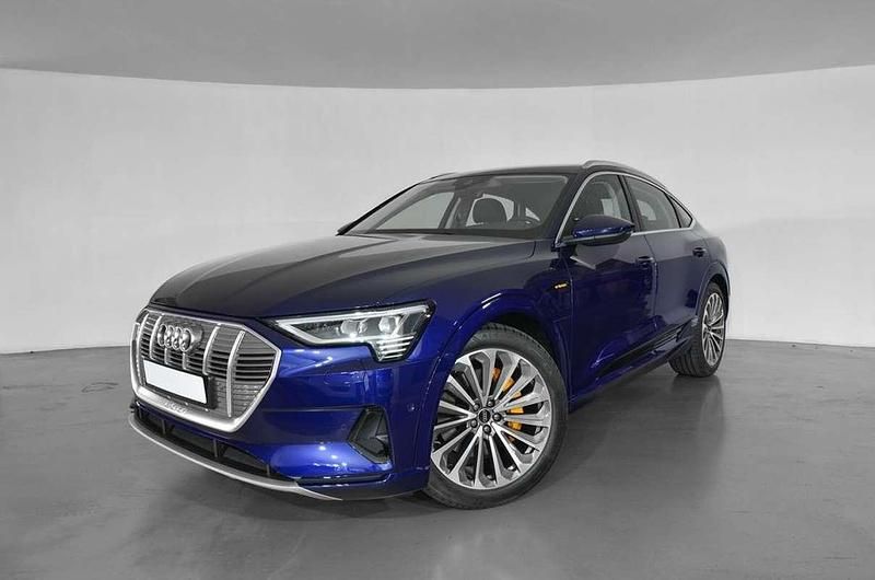 Azul Usado 2022 Audi e-tron Sportback Sport SUV | 40.990 € (Precio justo) - Imagen 1/4