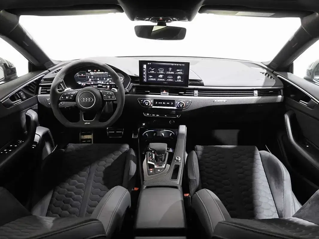 Usado Audi RS5 Sportback Competition 450 CV (330 kW) 2024 Azul Berlina