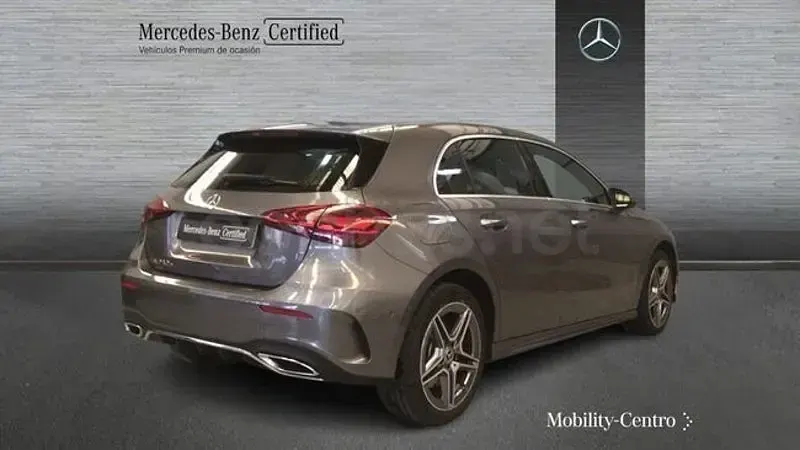 Usado Mercedes A250 218 CV (160 kW) 2024 Gris montana Berlina