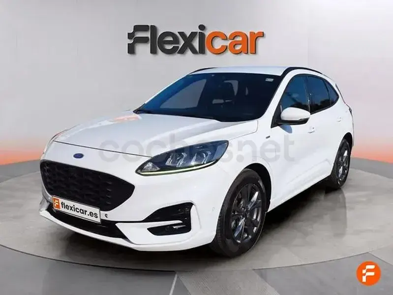 Usado Ford Kuga ST-Line 190 CV (139 kW) 2022 Blanco SUV