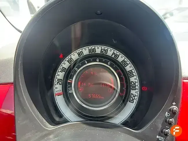 Usado Fiat 500 69 CV (50 kW) 2017 Rojo Utilitario