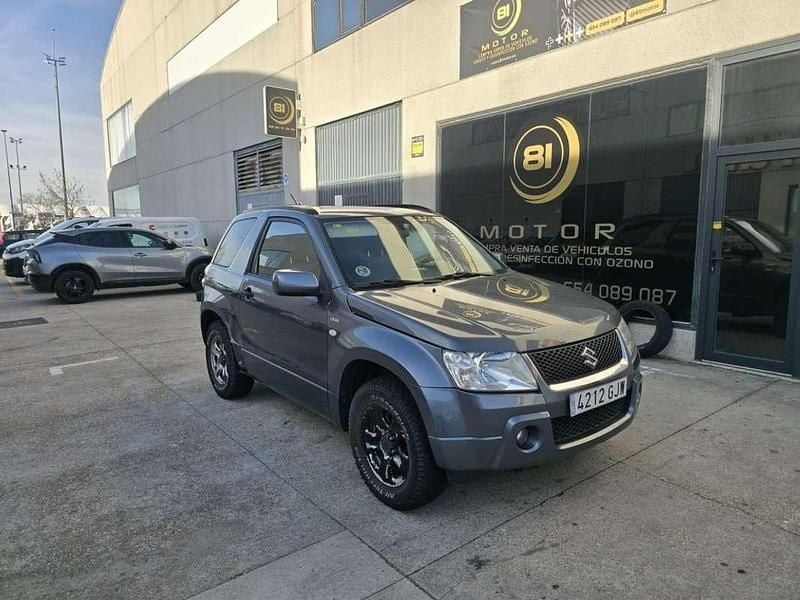 Usado Suzuki Grand Vitara 129 CV (94 kW) 2009 Negro SUV