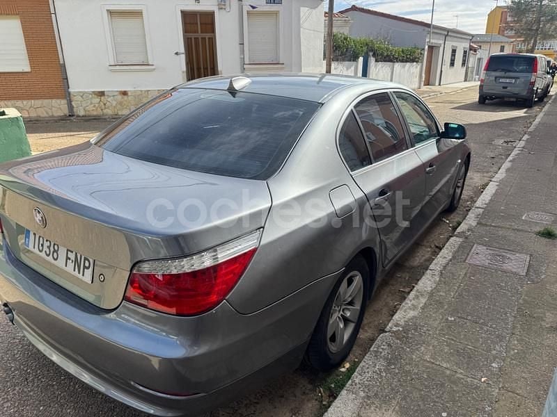 Usado BMW 525 Comfort Edition 197 CV (144 kW) 2007 Gris / plata Berlina