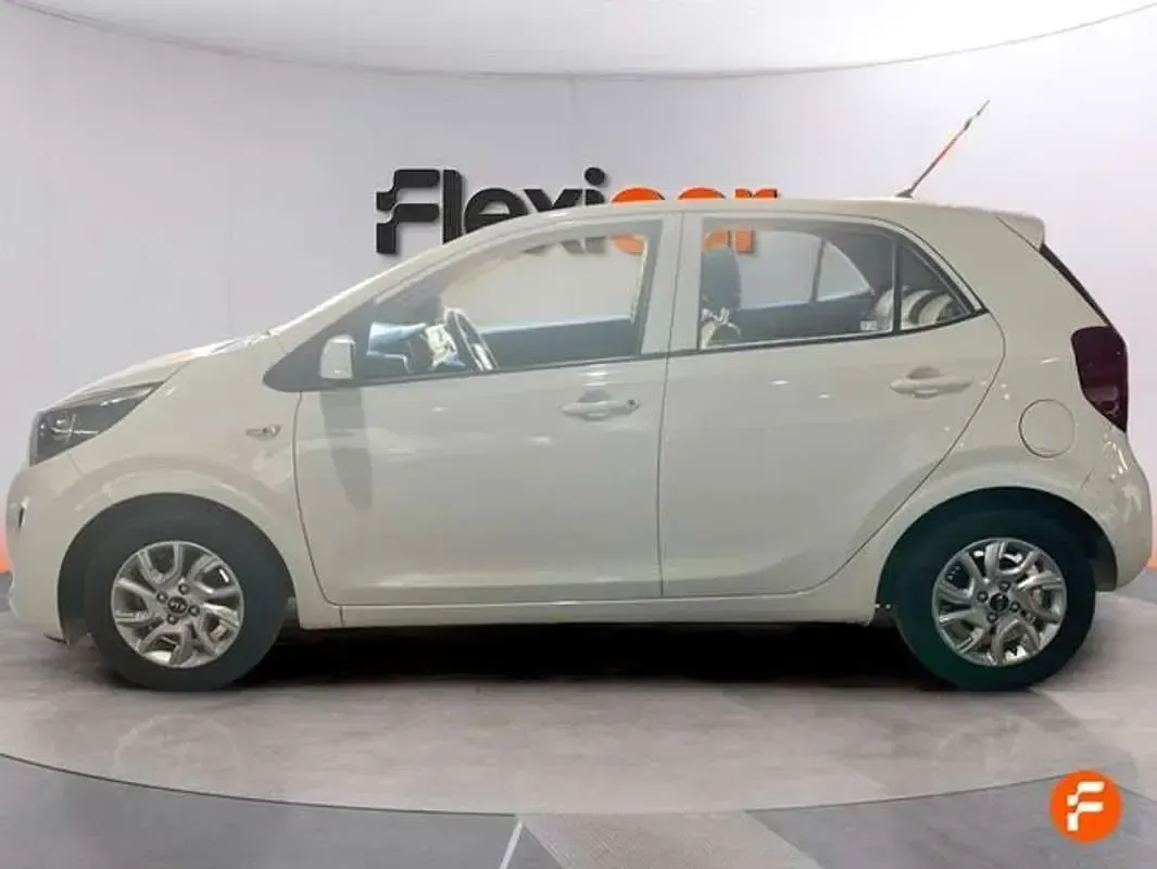 Usado Kia Picanto Comfort 67 CV (49 kW) 2020 Beige Utilitario