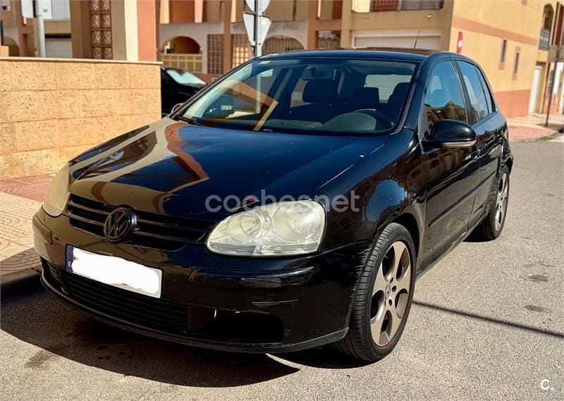 Usado VW Golf IV Highline 102 CV (75 kW) 2004 Negro Berlina