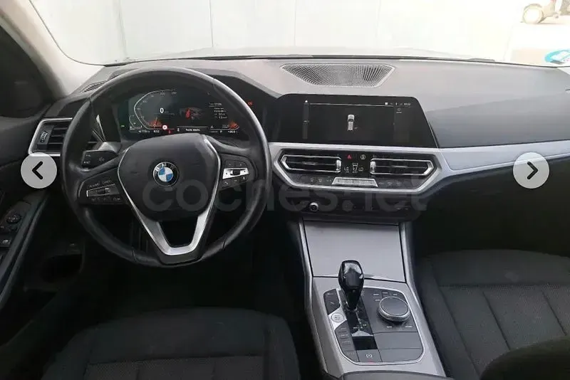 Usado BMW 318 Comfort Edition 150 CV (110 kW) 2021 Negro Familiar