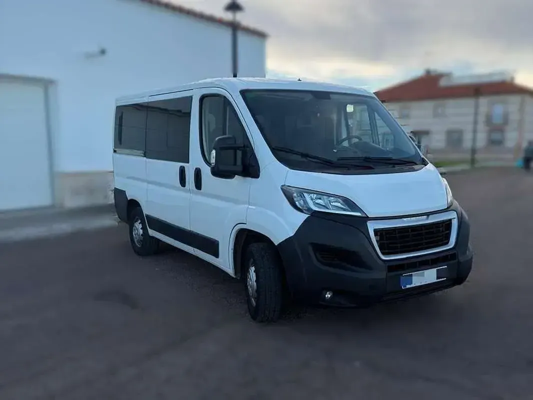 Usado Peugeot Boxer S 140 CV (102 kW) 2020 Blanco Van