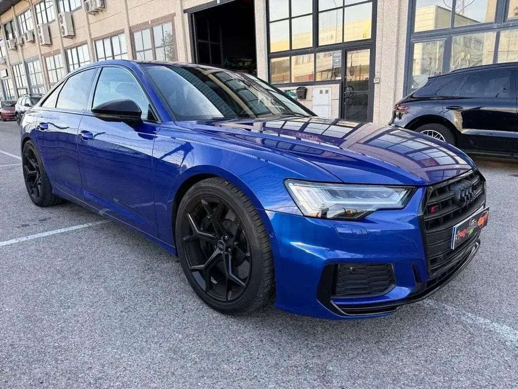 Usado Audi A6 Exclusive 344 CV (253 kW) 2022 Azul Berlina