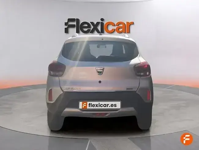 Usado Dacia Spring Business 33 kW (45 CV) 2021 Gris Utilitario