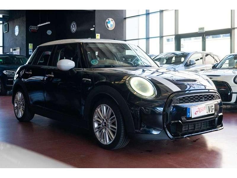 Usado Mini Cooper S 178 CV (130 kW) 2021 Negro Utilitario