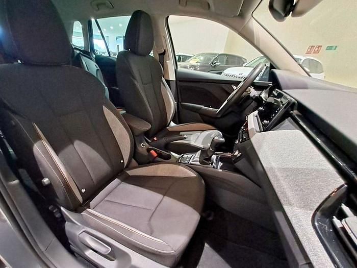 Usado Skoda Kamiq Selection 115 CV (84 kW) 2025 Blanco SUV
