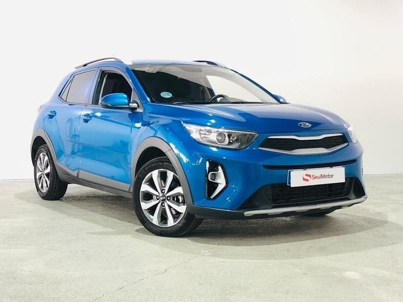 Azul Usado 2024 Kia Stonic SUV | 18.899 € (Precio justo) - Imagen 1/4