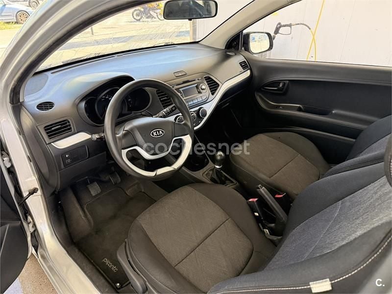 Usado Kia Picanto 69 CV (50 kW) 2012 Gris / plata Utilitario