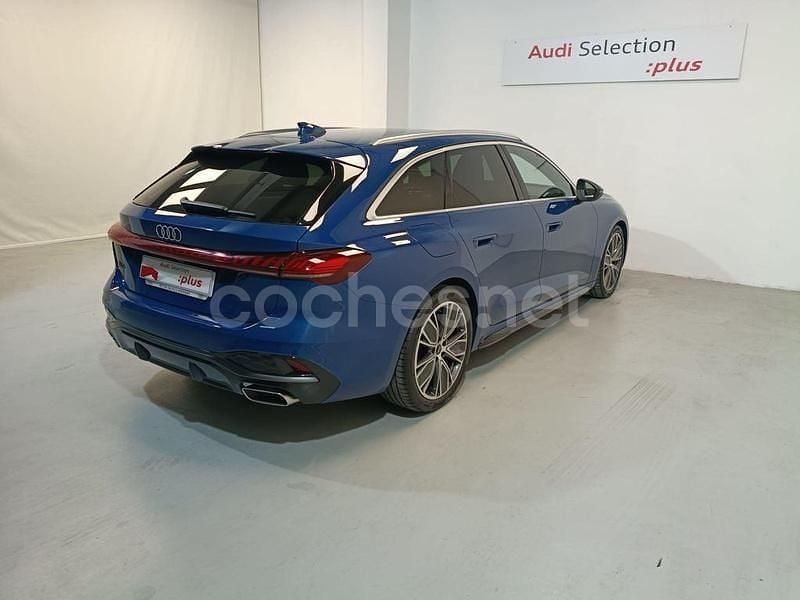 Usado Audi A5 Advanced 204 CV (150 kW) 2025 Azul Familiar