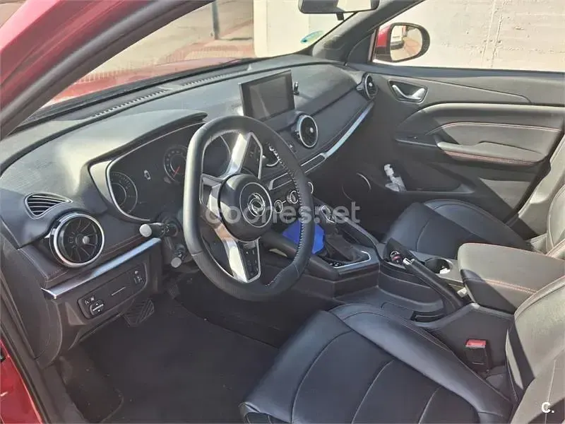 Usado DFSK 500 114 CV (83 kW) 2023 Rojo SUV