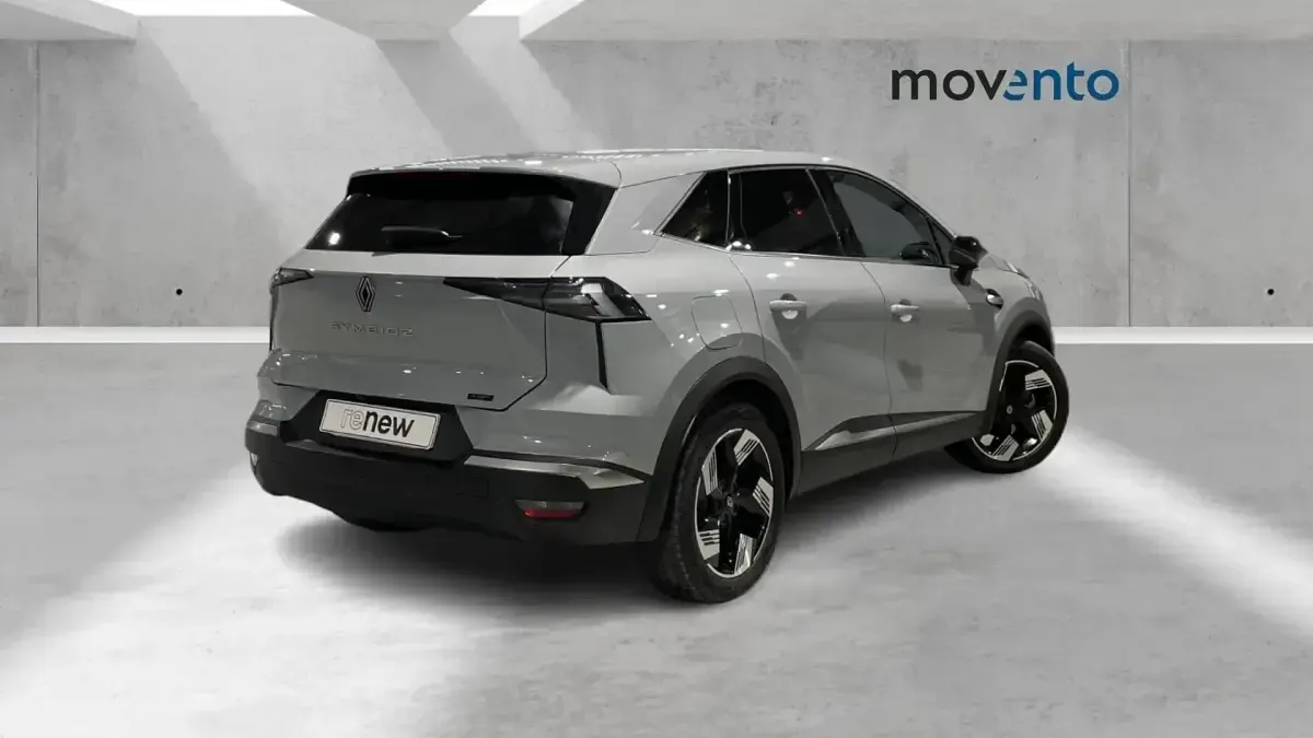 Usado Renault Symbioz Iconic 145 CV (106 kW) 2025 Gris / plata SUV