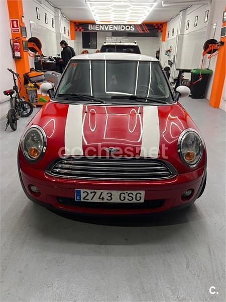 Usado Mini Cooper 120 CV (88 kW) 2009 Rojo Utilitario
