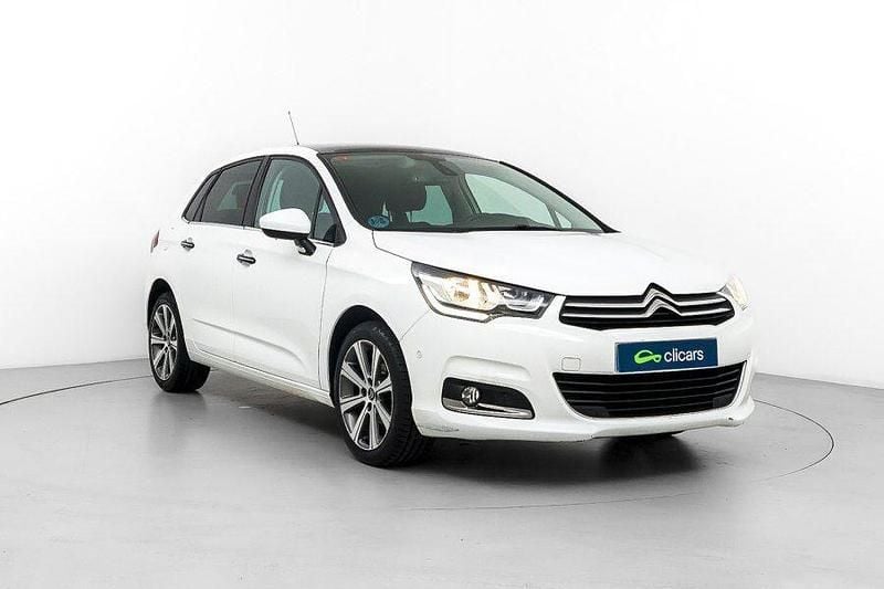 Begagnad Citroën C4 Feel 110 HK (80 kW) 2017 Vit Sedan