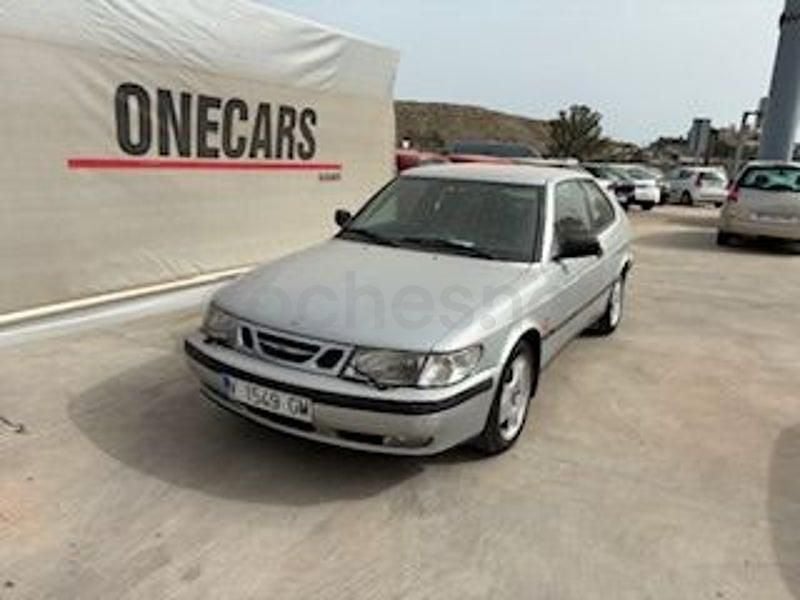 Usado Saab 9-3 115 CV (84 kW) 1999 Gris / plata Coupe