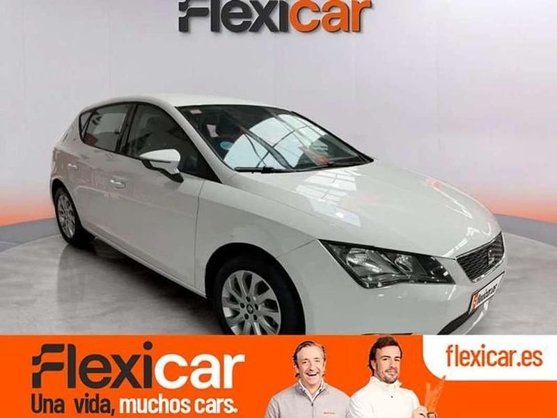 Usado Seat Leon ST Reference 110 CV (80 kW) 2017 Blanco Familiar
