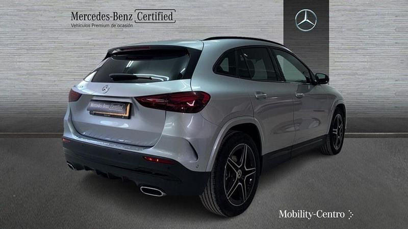 Brugt Mercedes GLA200 AMG line 150 HK (110 kW) 2024 Sølv SUV