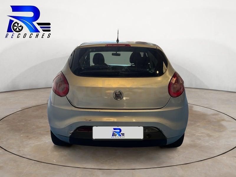 Usado Fiat Bravo Dynamic 105 CV (77 kW) 2009 Gris / plata Utilitario