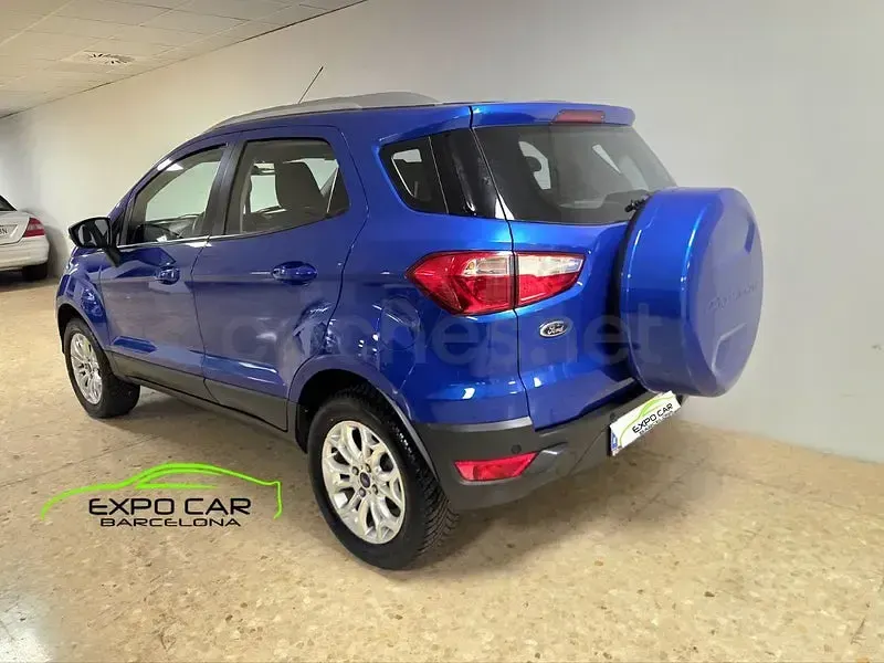 Usado Ford Ecosport Trend 125 CV (91 kW) 2015 Azul SUV
