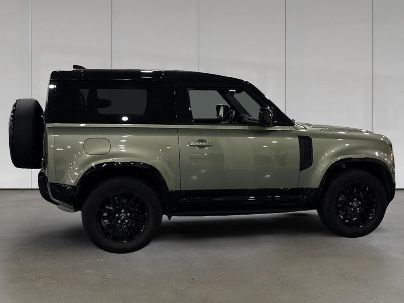 Usado Land Rover Defender SE Dynamic 249 HP (183 kW) 2024 Verde SUV