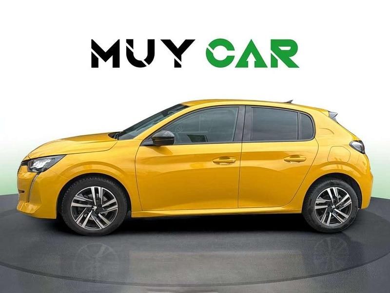 Usado Peugeot 208 Allure 102 CV (75 kW) 2022 Amarillo Utilitario