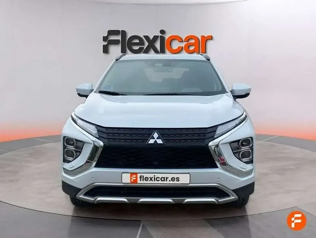 Usado Mitsubishi Eclipse Cross 188 CV (138 kW) 2024 Blanco SUV