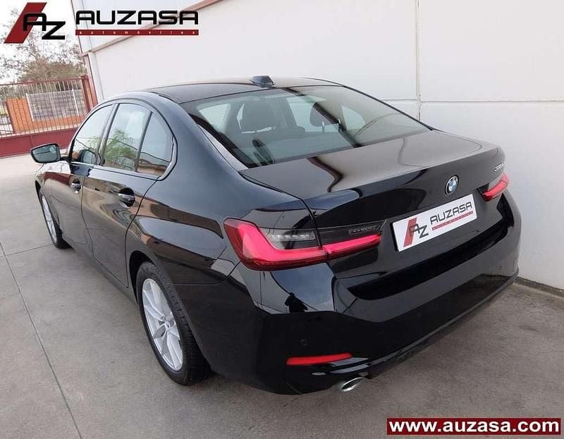 Usado BMW 318 Shadowline 150 CV (110 kW) 2023 Negro Berlina