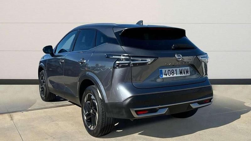 Usado Nissan Qashqai N-Connecta 141 CV (103 kW) 2024 Gris SUV
