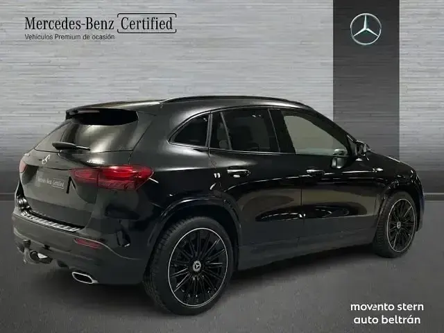 Usado Mercedes GLA200 150 CV (110 kW) 2025 Negro SUV