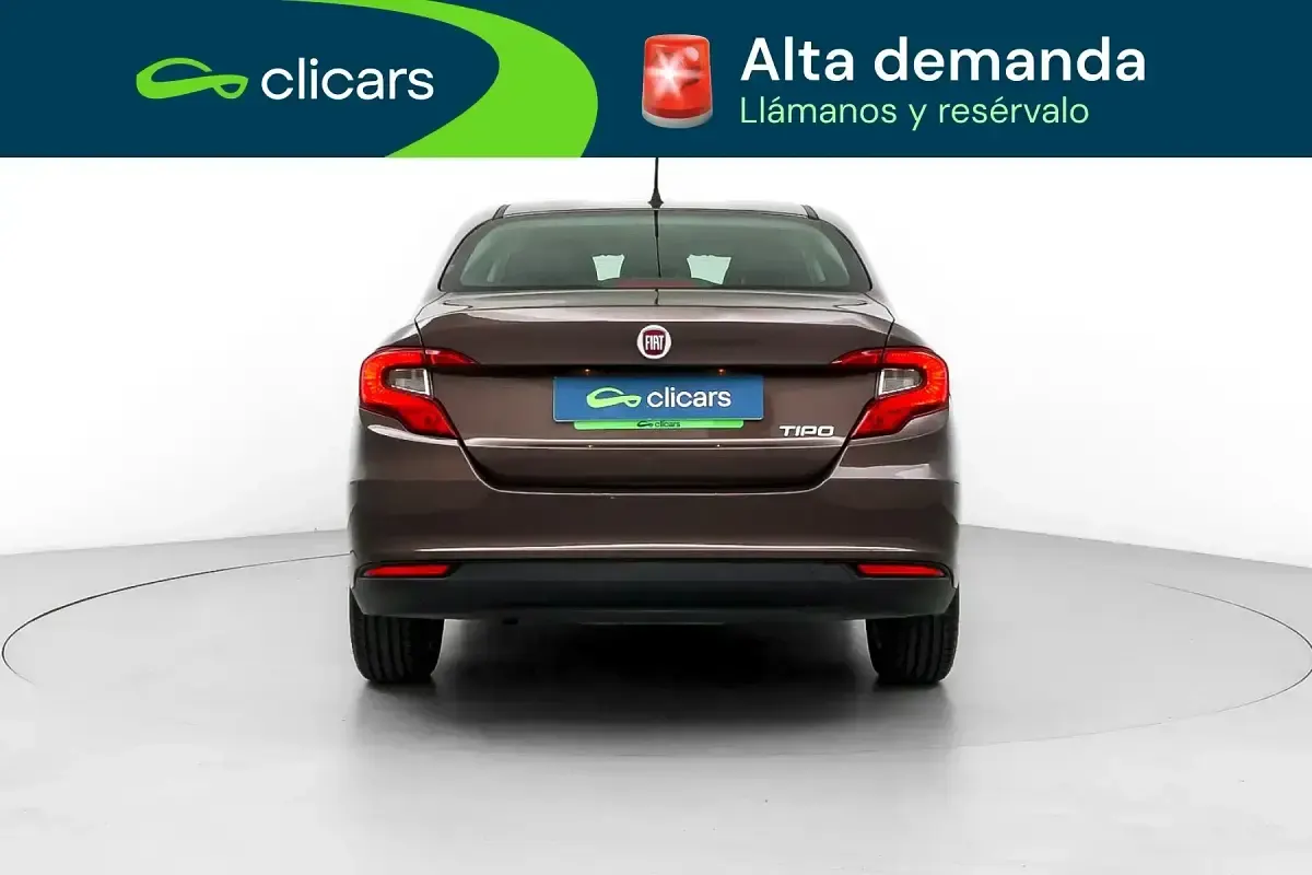Usado Fiat Tipo Easy 95 CV (69 kW) 2017 Marrón Berlina
