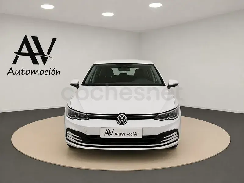 Usado VW Golf VIII 110 CV (80 kW) 2024 Blanco Berlina